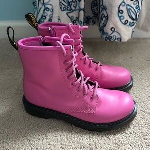 NWOB Girls' Dr. Martens Boots